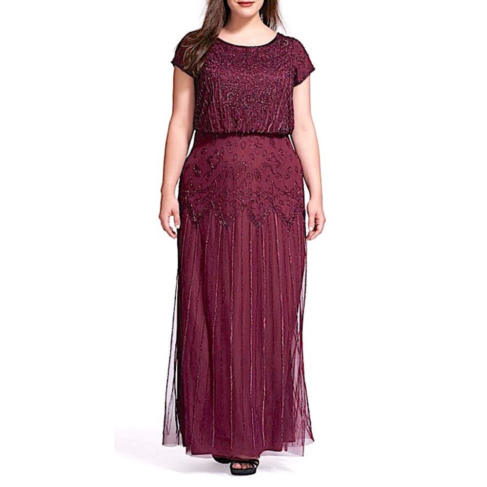 Beautiful ❤️ NWT Long Beaded Gown 💜 with Short Sleeves